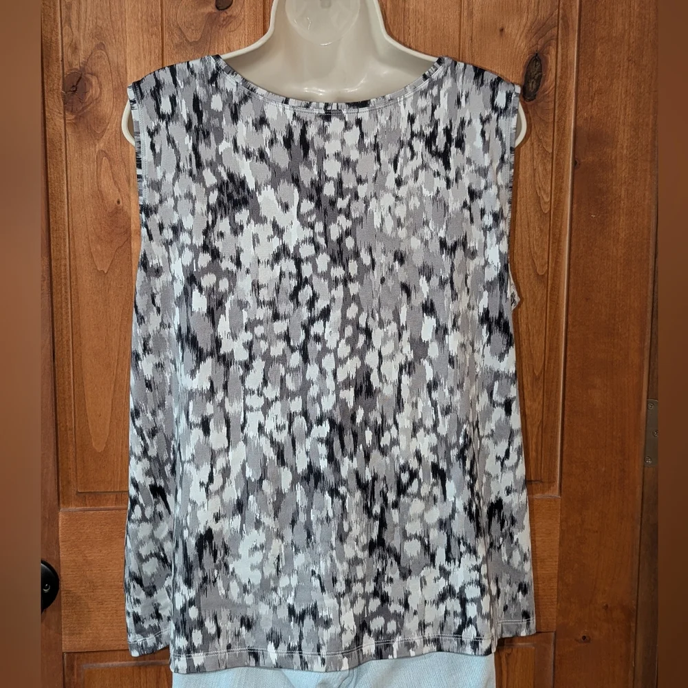 212 Collection Monochrome‎ Patterned Tank Top - Picture 3 of 7